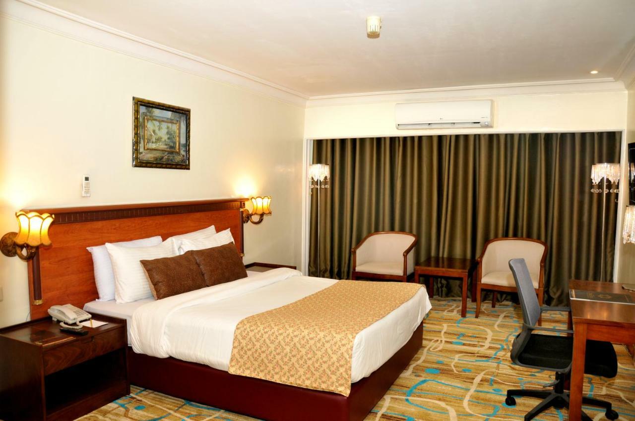 Hotel Di-Palace Riyadh Eksteriør billede