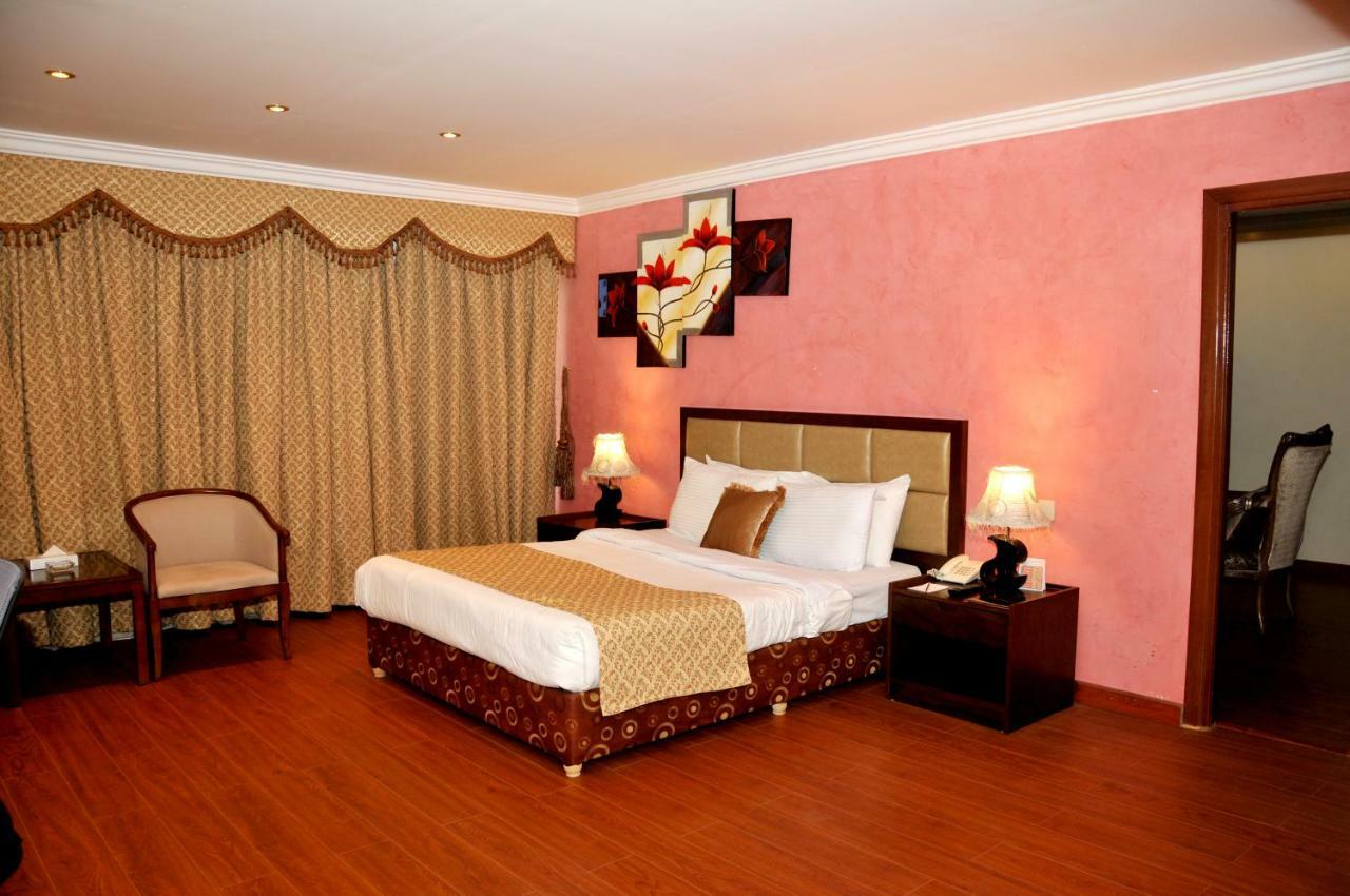Hotel Di-Palace Riyadh Eksteriør billede